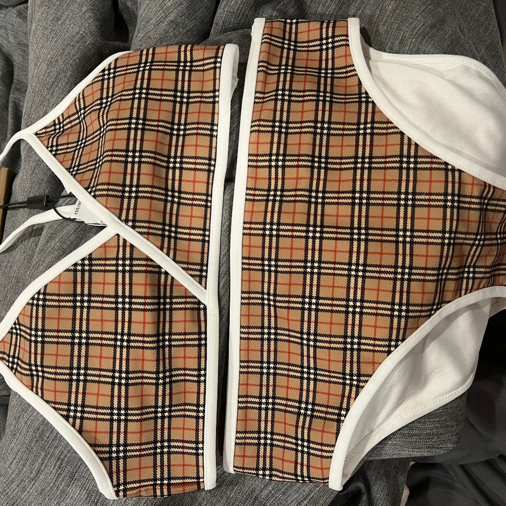 Burberry bikini